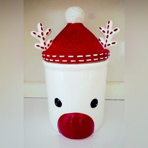 Reindeer canister